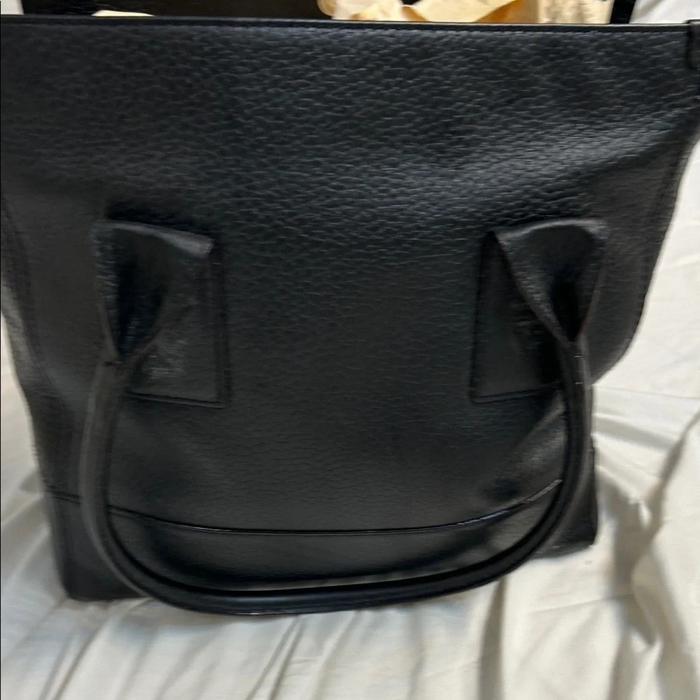 Kate Spade Black Textured Leather Tote Minimalist Fashion